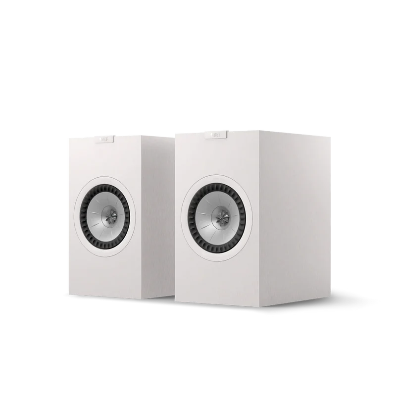 Q3 Meta White - Par de Bocinas de Librero KEF