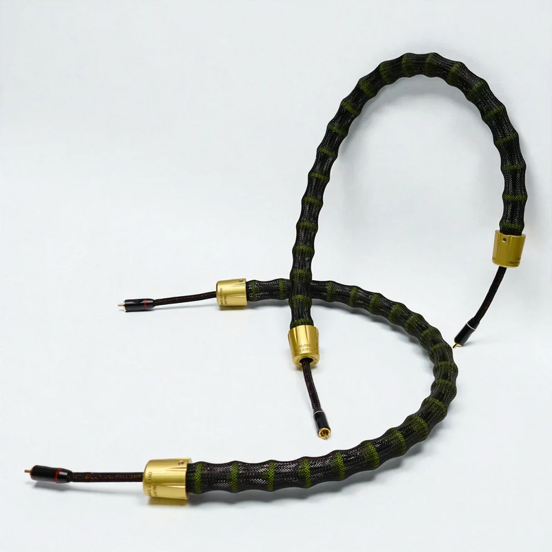 Handcraft RCA Grand Sentinel | Par de cables RCA de línea alta | Más resolución, más musicalidad y una interconexión analógica para sistemas serios | JMI Audio