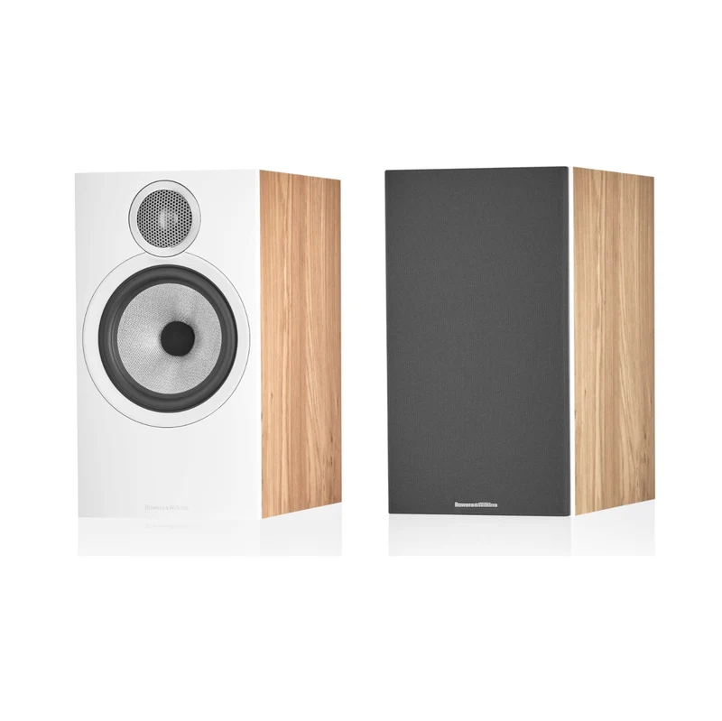 606 S3 Oak - Par de Bocinas de Librero
