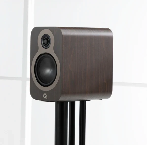 Q Acoustics 3020c Bocinas de repisa HiFi Compactas Alta Fidelidad en Formato Elegante | JMI Audio