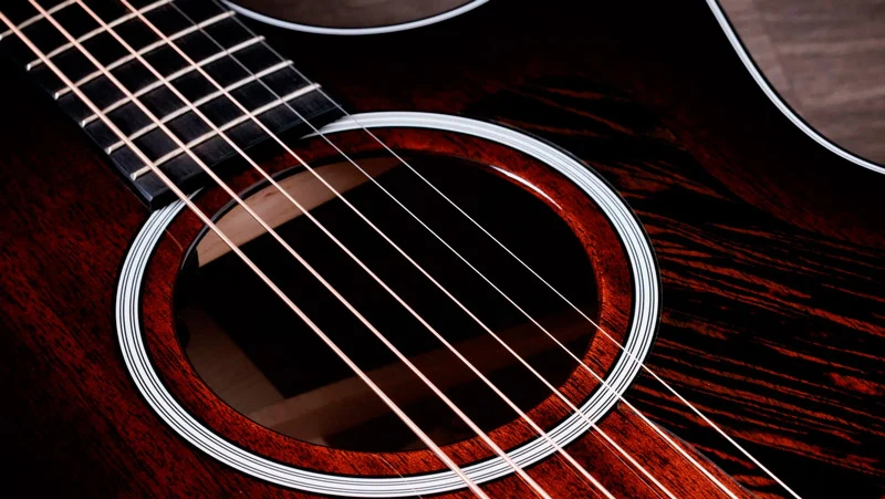 TAYLOR 324CE SEB NEXT GENERATION GUITARRA ELECTROACUSTICA GRAND AUDITORIUM SHADED EDGE BURST