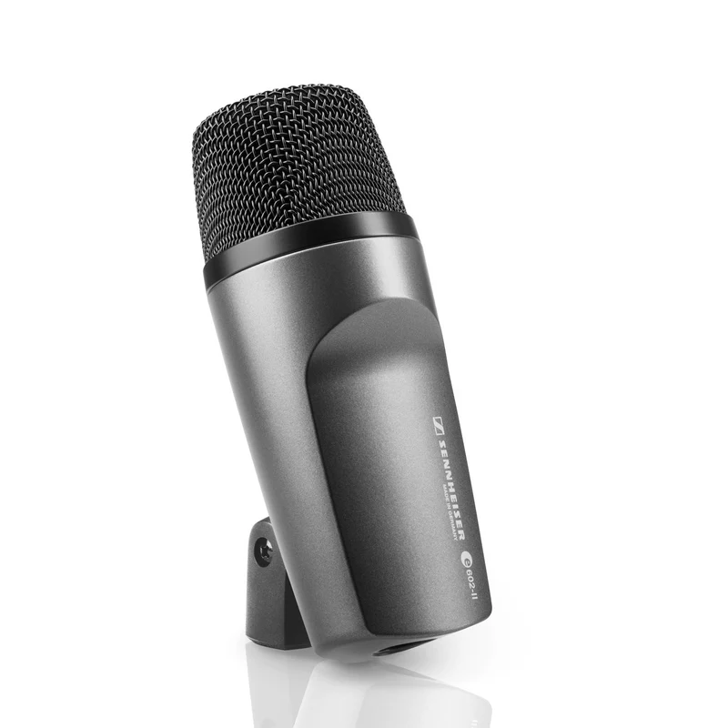 e602II -Micrófono alámbrico