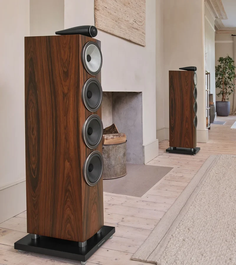 702 S3 Par de bocinas de lujo Hi end | Bowers & Wilkins