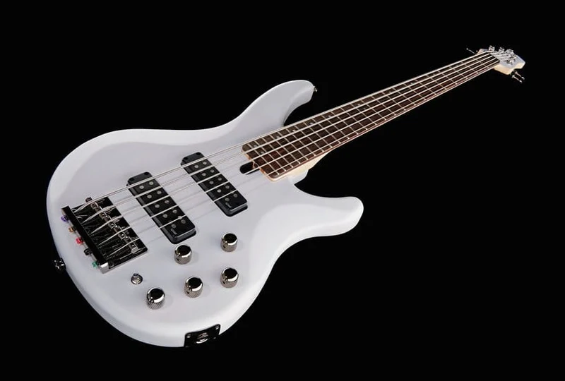 YAMAHA TRBX505 TWH BAJO ELECTRICO 5 CUERDAS TRANSLUCENT WHITE