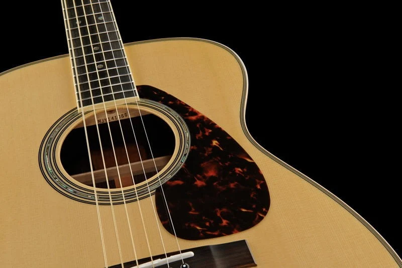 YAMAHA LS16 ARE NT GUITARRA ELECTROACUSTICA NATURAL