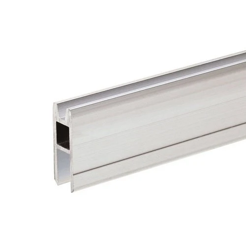 ADAM HALL Q6502F PERFIL DE TAPA HEMBRA