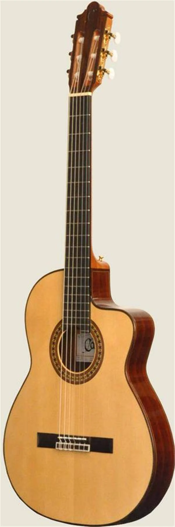 CAMPS NAC4S CUTAWAY GUITARRA ESPAÑOLA ELECTRIFICADA