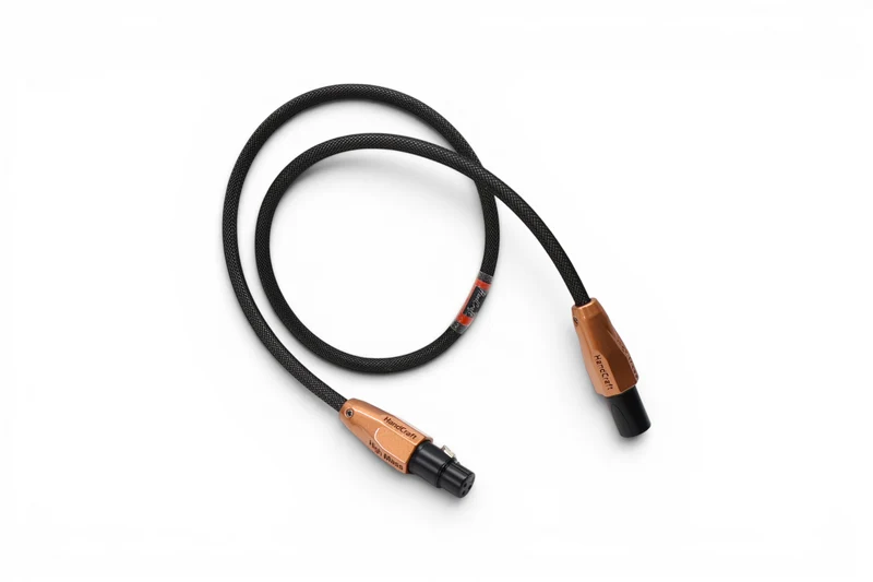 Handcraft High Mass XLR | Par de cables XLR balanceados | Más detalle, más cuerpo y una mejora real para tu sistema HiFi | JMI Audio
