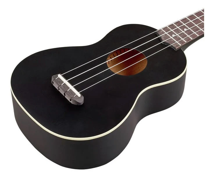 FENDER VENICE UKELELE SOPRANO NEGRO