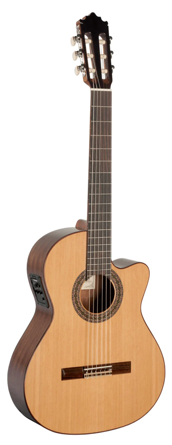 ARANJUEZ 222CE GUITARRA ESPAÑOLA ELECTRIFICADA
