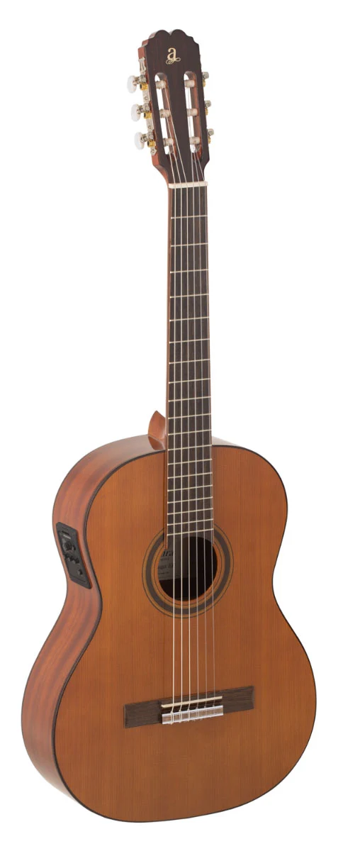 ADMIRA MALAGA EF GUITARRA ESPAÑOLA ELECTRIFICADA