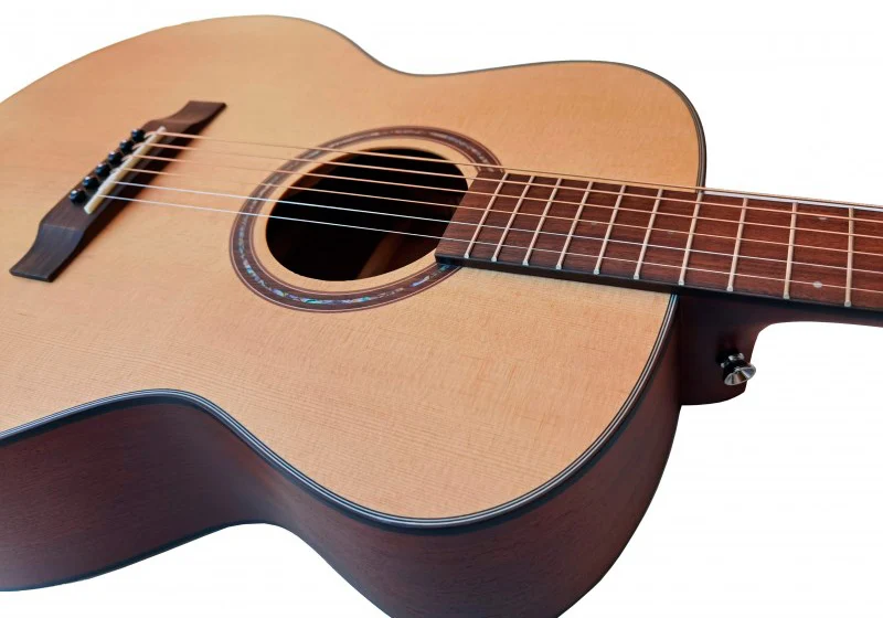 EGMOND AV51 GUITARRA ACUSTICA GRAN AUDITORIO