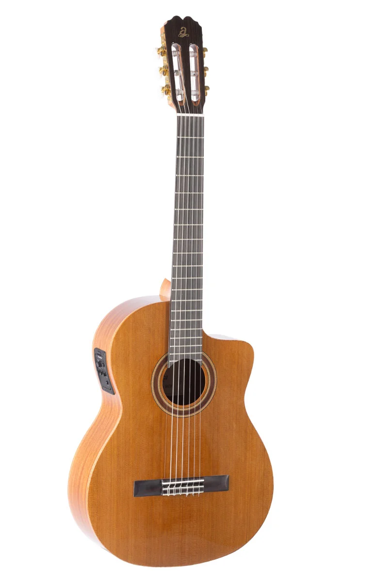 ADMIRA GRANADA ECF GUITARRA ESPAÑOLA ELECTRIFICADA