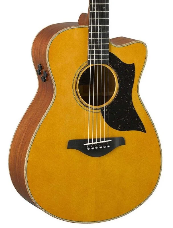 YAMAHA AC5M ARE GUITARRA ELECTROACUSTICA CONCIERTO