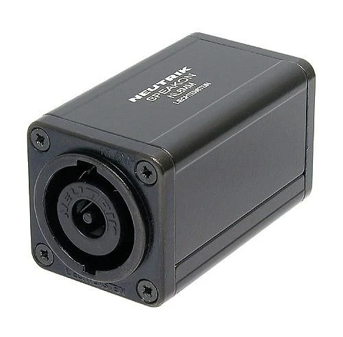 NEUTRIK NL8MM ADAPTADOR SPEAKON 8 CONTACTOS.