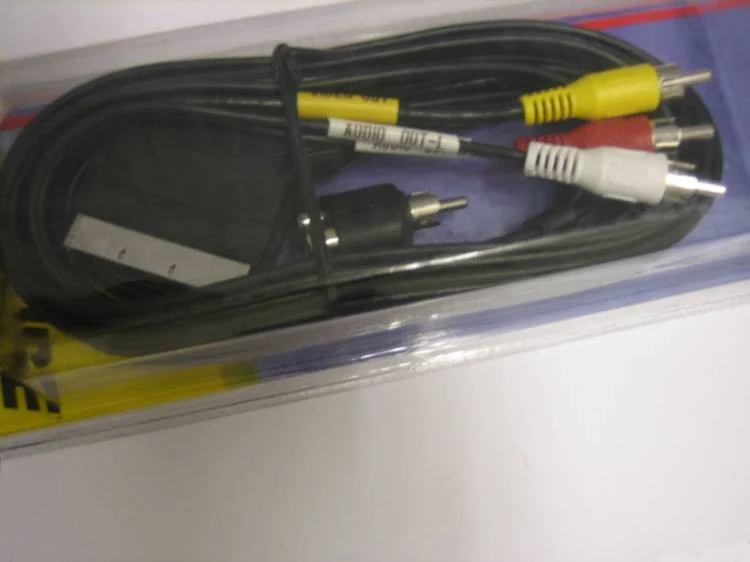 MONACOR 50631 CABLE EUROCONECTOR/ 3 RCA + ADAPTADOR.