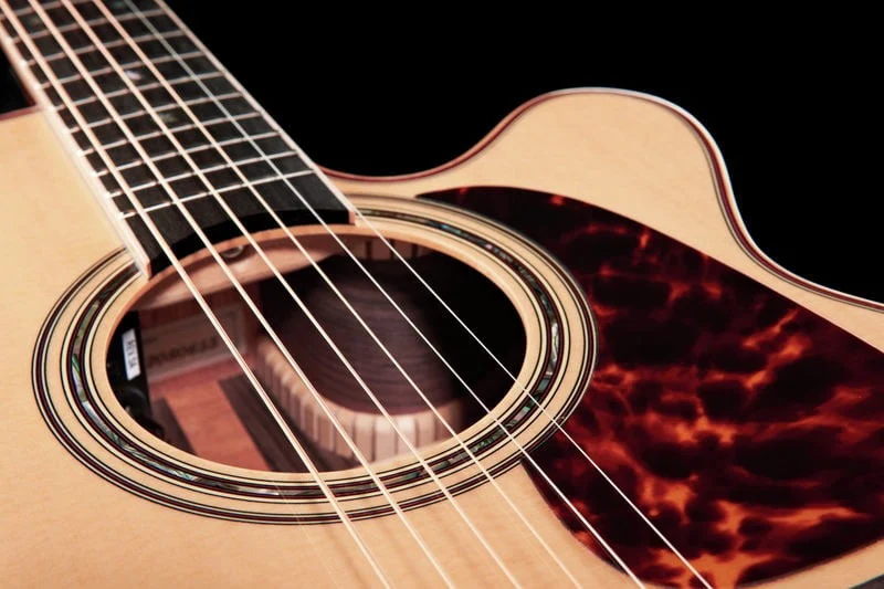 TAKAMINE P7NC NEX GUITARRA ELECTROACUSTICA AUDITORIO