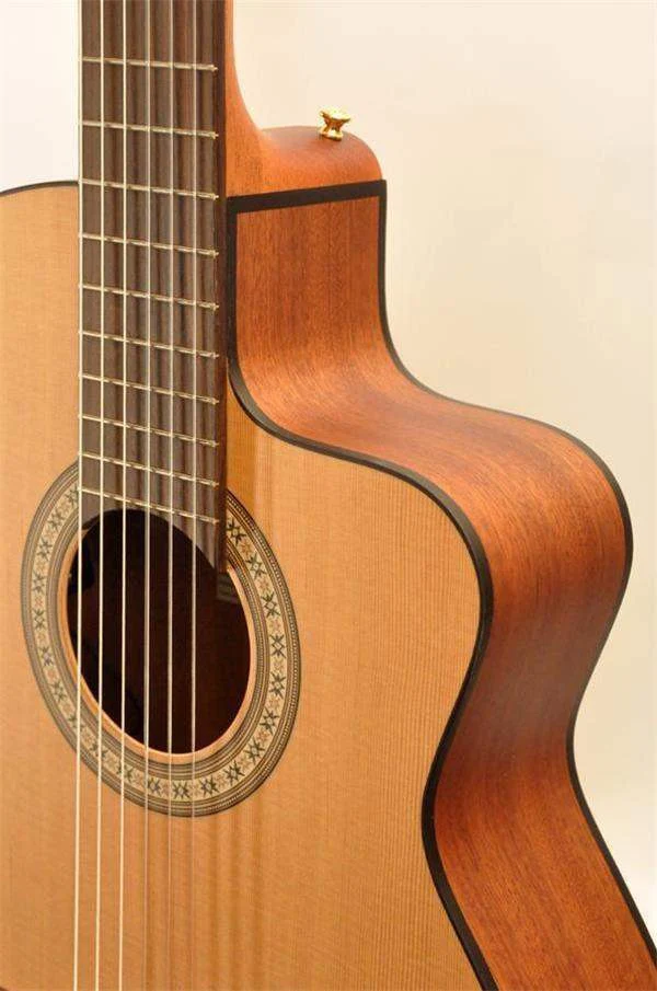 CAMPS CUT ECO GUITARRA ESPAÑOLA ELECTRIFICADA