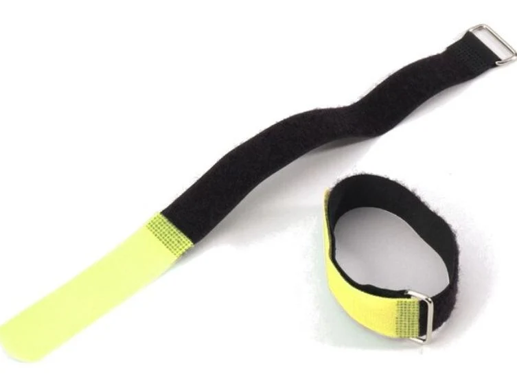 ADAM HALL VR1616YEL BRIDA PARA CABLES ANCHO 16MM X LARGO 160MM AMARILLO