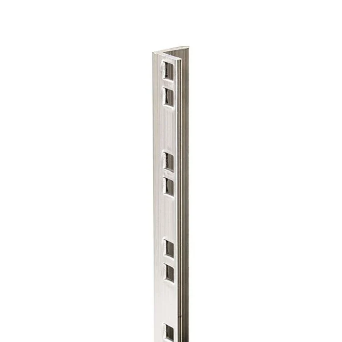 ADAM HALL 6150 PERFIL DE RACK EN ALUMINIO PERFORACION ESTANDAR