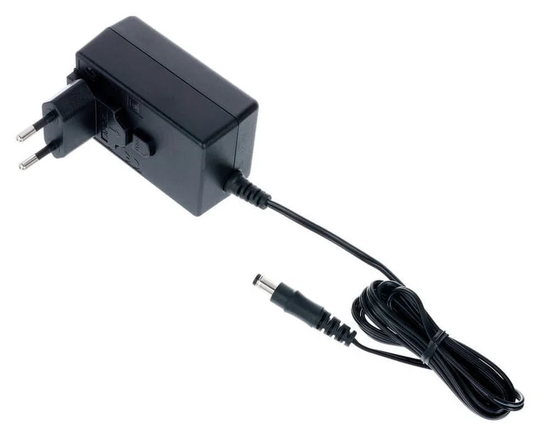 YAMAHA PA130 ADAPTADOR CORRIENTE